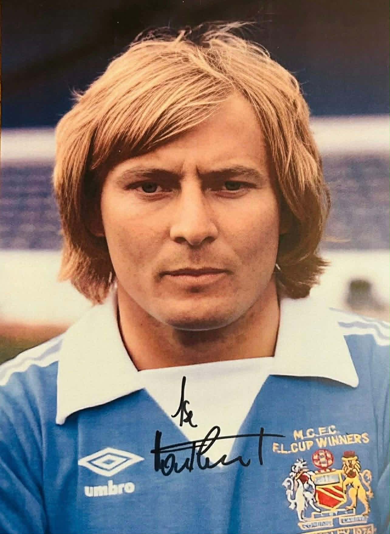 Asa Hartford Hand-Signed A5 Autograph Card – Manchester City Legend
