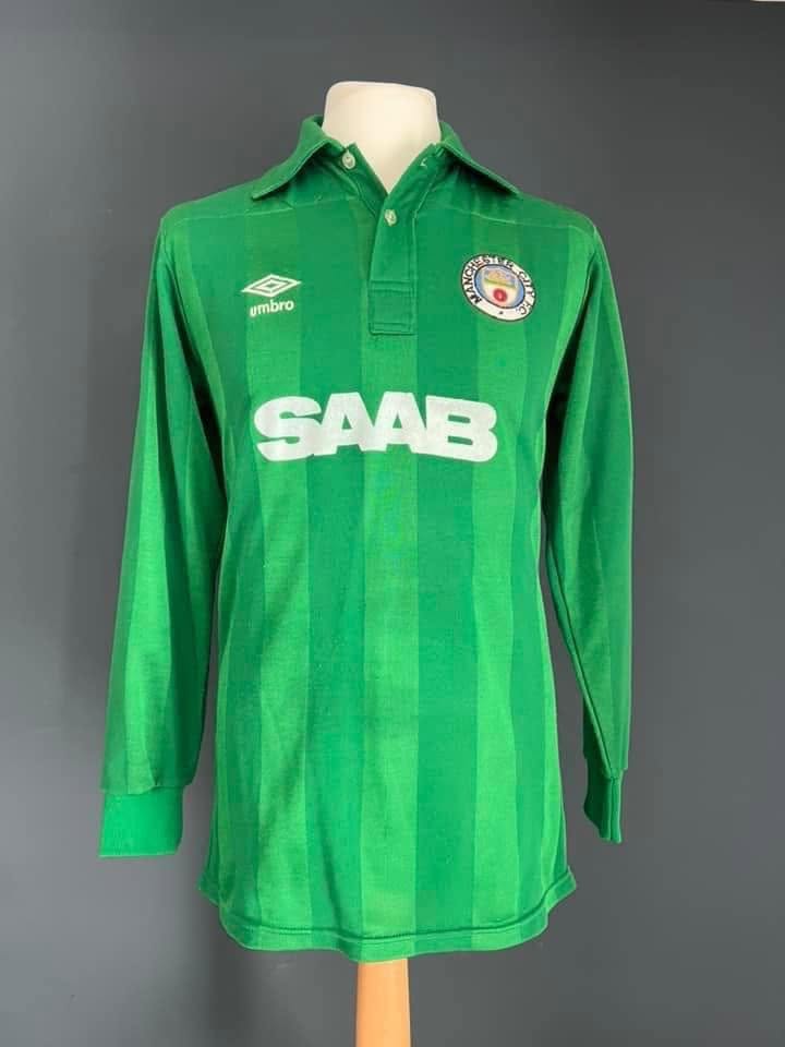1983/84 Alex Williams Match-Worn Goalkeeper Shirt