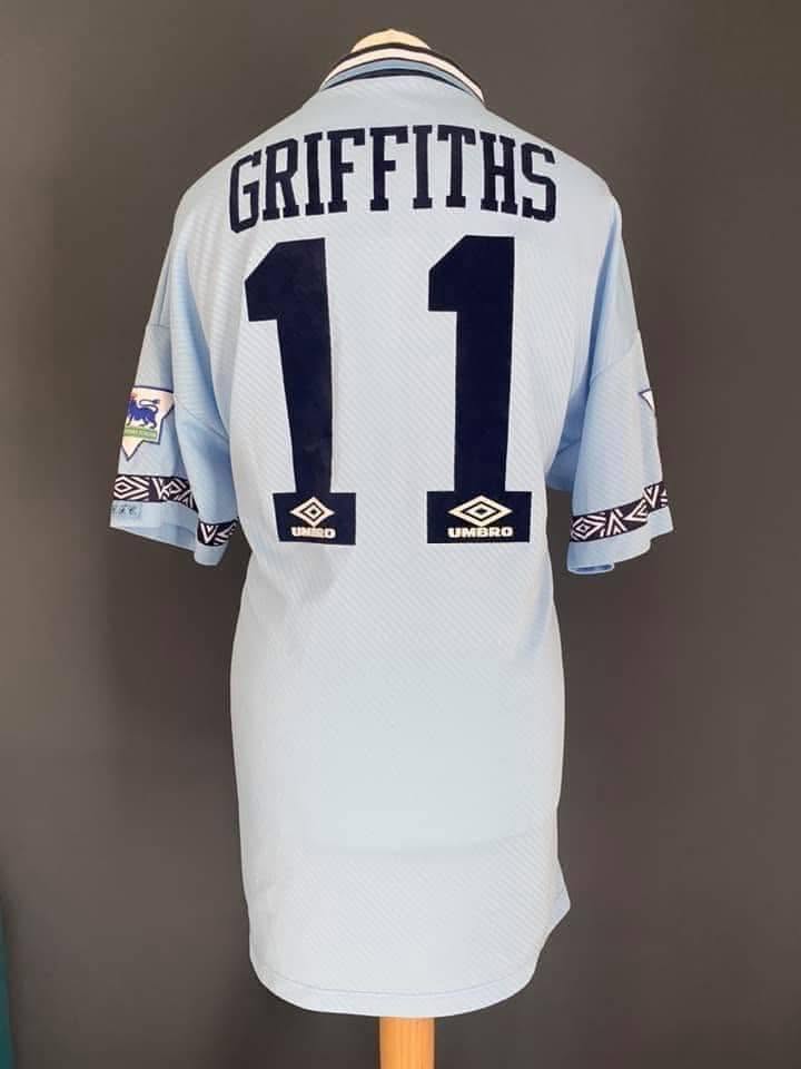Carl Griffiths 1993/94 Premier League Match-Worn Shirt - Image 2