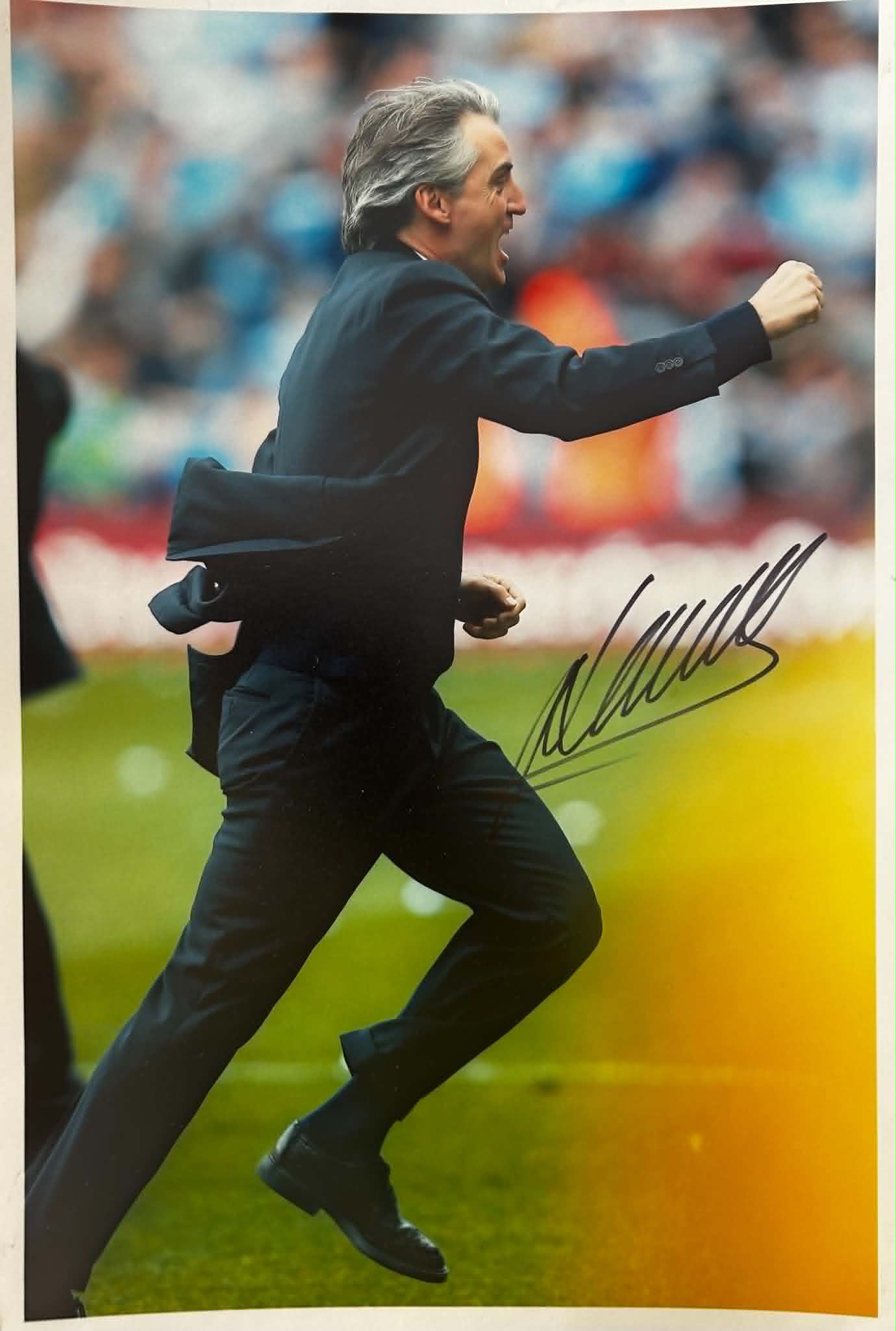 Roberto Mancini Signed A4 Colour Photograph – 2012 Premier League Champions