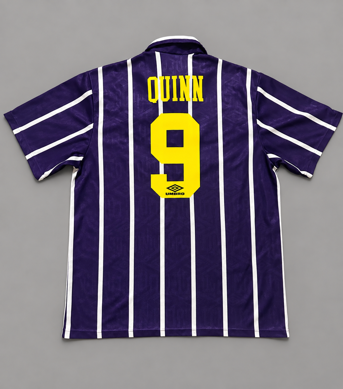 1992–94 Manchester City Original Umbro Away Shirt – Quinn #9 – XL - Image 2
